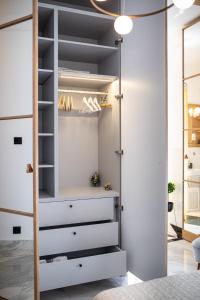 City Centre Elegance: Kosancicev Venac Studio