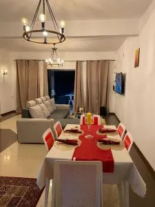 Serenity northen 5-beds villa with private pool - Balaclava