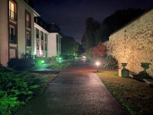 Appartements 35 M2#Design Luxe #Chateau #INSEAD#BESTOFBLO6 : photos des chambres