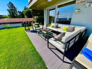 Hilltop Views, Design Suite - Buda Hills - Free garage, private garden, AC