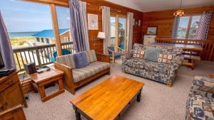 Oceanside, Private Pool, Ocean Views, Close to Beach, KD246, Fitzgerald