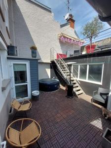 Maison Rémoise tout confort avec garage et jacuzzi