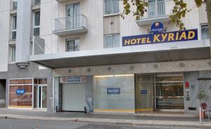 Hotels Kyriad Hotel Tours Centre : photos des chambres