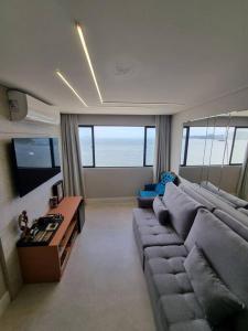 Lindo apto Frente MAR tudo novinho 2suítes+garagem