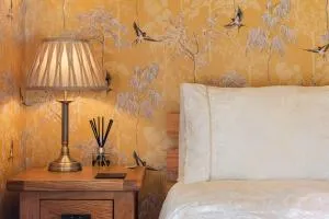 The Bell Lodge - Brading