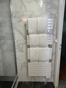 Appartements Appartement familial au bord de la Marne, jardin tropical , piscine, tennis, terrasse, parking gratuit proche Disneyland : photos des chambres