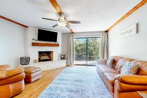 Alpine Abode - Henderson Springs