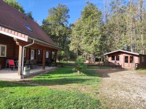 B&B / Chambres d'hotes Le chalet des 4 saisons : photos des chambres