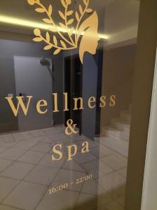 Modern Top Floor Sea View 3BR with Pools, Spa & Fitness