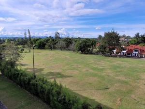 Cozy loft in Llanogrande whit great landscape view