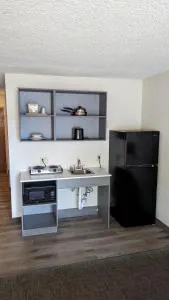 Suburban Studios Canon City - Penrose