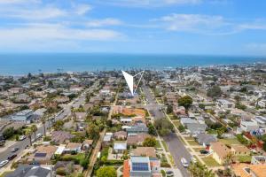 A4609b- Sunset Cliffs Dream Apartment