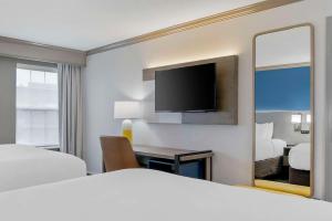 Comfort Inn Plainwell