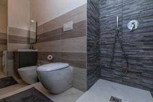 Charmy & Cozy Panoramic Flat 50m from M4 Stop