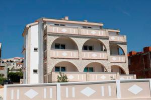 Apartments by the sea Zubovici, Pag - 4130 