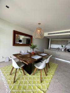 2BR Condo with great view
