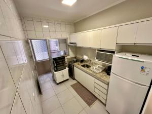 Apto em TORRES a 200m da Praia 100m do Morro do Farol 150m Lagoa do Violão perto de tudo Localização EXPETACULAR