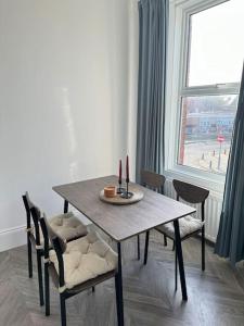 Longsands Apartment, Tynemouth Luxury Coastal Retreat