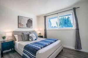 Seatac 2 BR Upper Unit 5 min to Airport - Tukwila