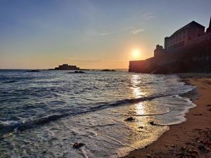 Appartements Appartement Au Coeur D'intra Muros : Appartement 2 Chambres