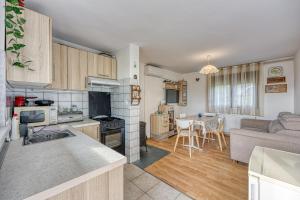 House Pepica With Hot Tub - Happy Rentals 