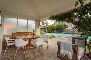 Maisons de vacances Villa Les Lys - Avec piscine et grand jardin : photos des chambres