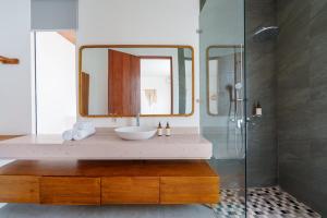 Villa Vista Canggu by Maheswara