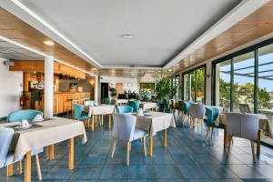 Hotels Hotel Le Pavillon Bleu : photos des chambres