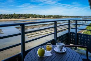 Hotels Hotel Le Pavillon Bleu : photos des chambres