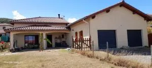 Villa Sand 5mn château goutelas - 沙勒马泽勒