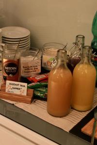 PONI NAKLO - Sobe Marinšek