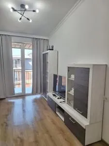 TbiliHome - 鲁斯塔维