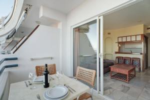 Apartament Over the Ocean