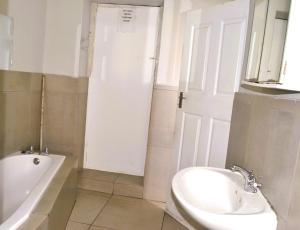 149 ROCHESTER ROAD. OBSERVATORY