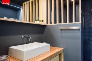 GuestHost - Tiburtina Terrace Apartments