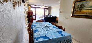 Cicada 5 - 8 Sleeper - Overlooking Ramsgate Lagoon!