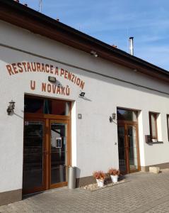 Penzion a restaurace U Nováků