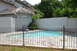Lonehill - Suite 1B
