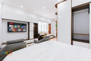 HoLo Central Hanoi - Serviced HomeStay