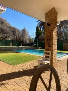 9 wena Ave Guesthouse - Coligny