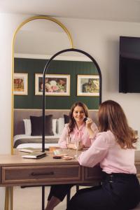 Ivanhoe Inn and Hotel