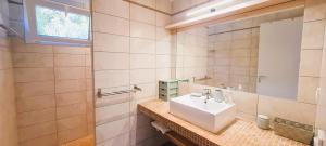 Appt Bruscaghju 6 pers 10 min rivière à pieds xx 15 min plage en voiture