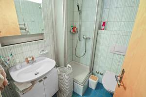 Studio chaleureux avec vue sur les montagnes