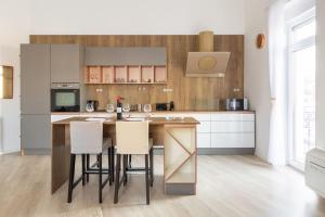 Swan Residence in the Buda Castle Area 2BRBalcony