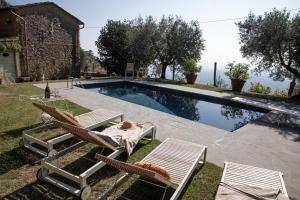 Villa Iris with Swimming Pool