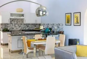 Grace @ Rayton - Universitas