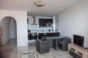 Apartamento junto al mar en EL MORCHE Torrox Costa MÁLAGA - Объекты без категории в городе Малага