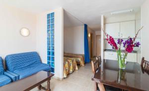 Superior Studio (4 Adults) room in Apartamentos Complejo Eurhostal