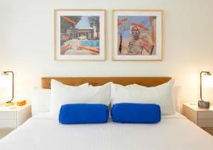 Little Mod Hotel at the University - Waynesboro