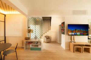 Renovación total post-covid Netflix, Piscina